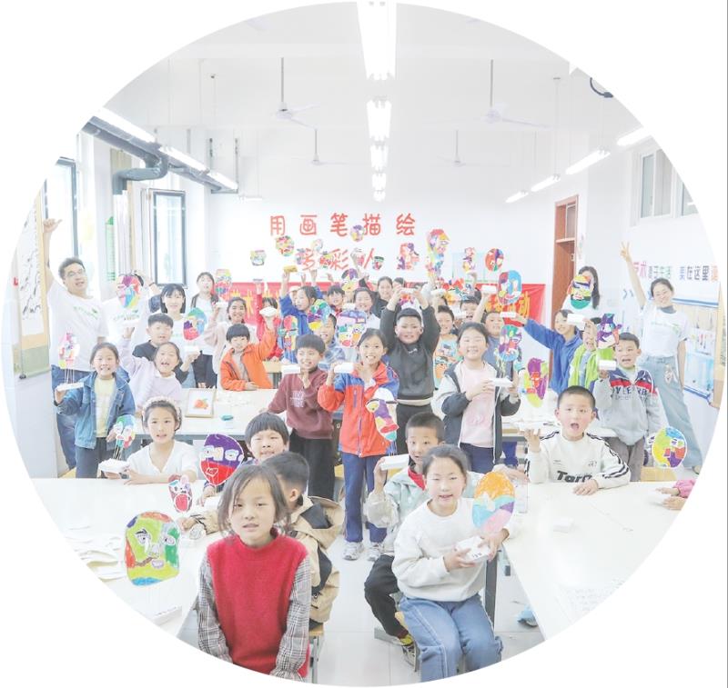 “艺术的光合作用”公共美育志愿服务活动走进五莲县石场山庄小学