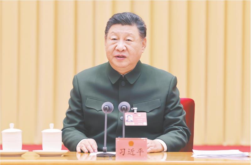 3月7日下午,中共中央总书记、国家主席、中央军委主席习近平出席十四届全国人大四次会议解放军和武警部队代表团全体会议并发表重要讲话。 新华社发