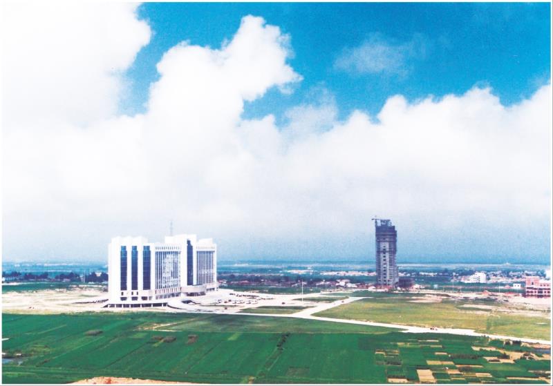 　　1996年的市级机关办公大楼周边面貌