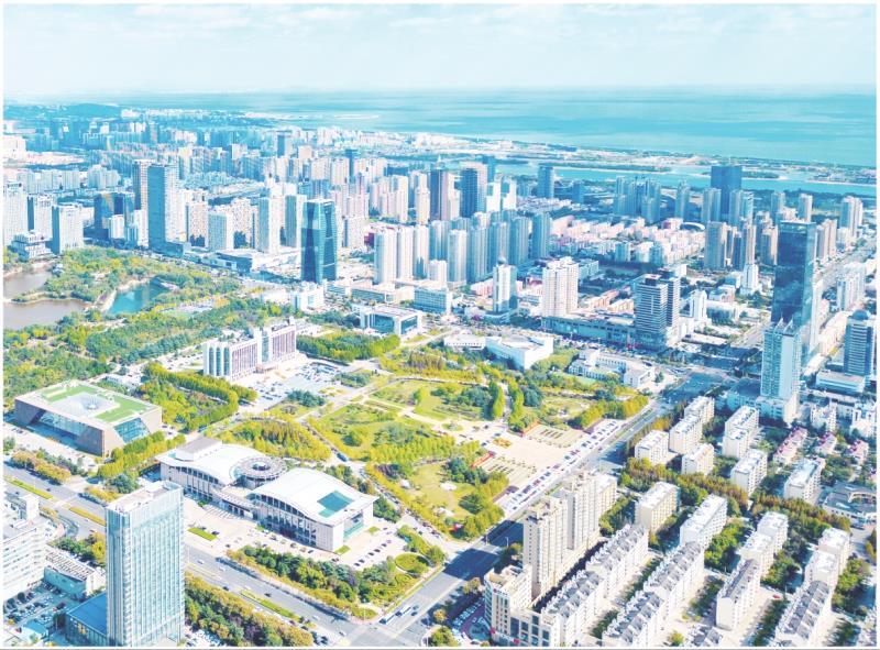 　　人民广场　 全媒体记者　王敬之　摄