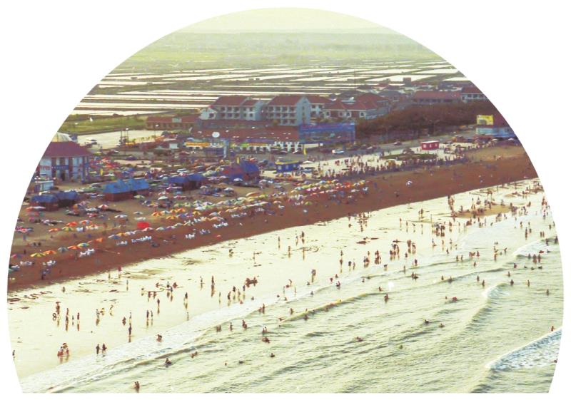 　　1999年前后的万平口海滨浴场